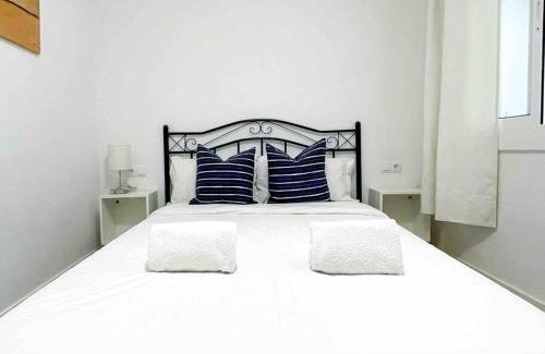 El Port Apartment | @Hostourist Bcn Fira GranVia Plaza Europa-Justicia