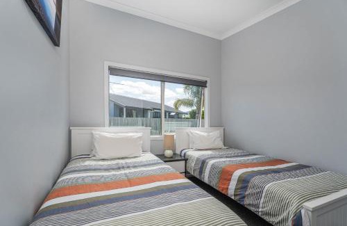 Whitianga House | Hosts on the Coast Belair Bach