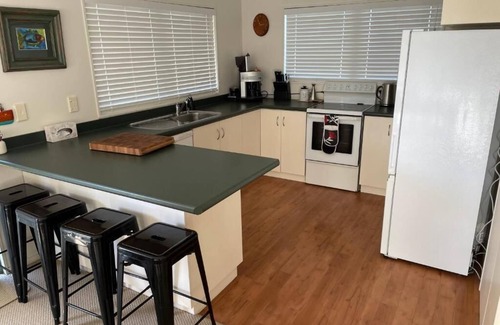 Pauanui House | Hosts on the Coast Relax on Coronation