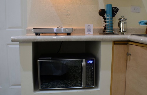 Flores Apartment | Hostted