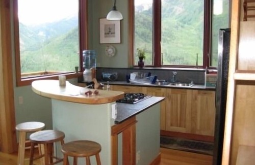 Marble Cabin | Hot Deal Season ,Every window is a masterpiece. Lake, mountain,sky viewing.Hike,