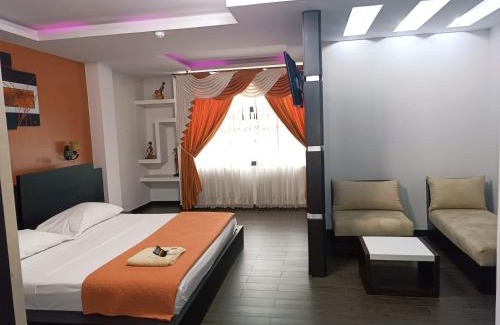 Santo Domingo de los Colorados Hotel | Hotel Quezada Hermanos