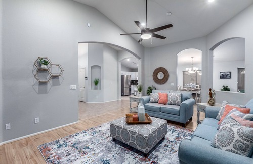 Canyon Trails House | Hot Pool Game Home! Goodyear Stadium! Discounted!