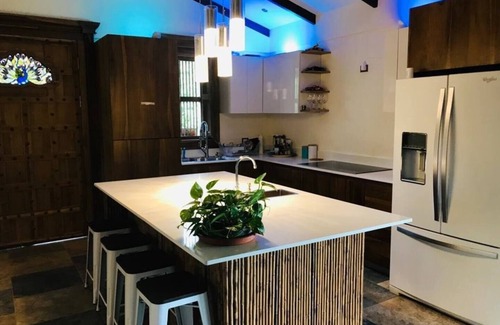 La Palmeria House | Hot springs 1 mile. Amazing views.Arenal Volcano 23.8 miles . Luxury and comfort