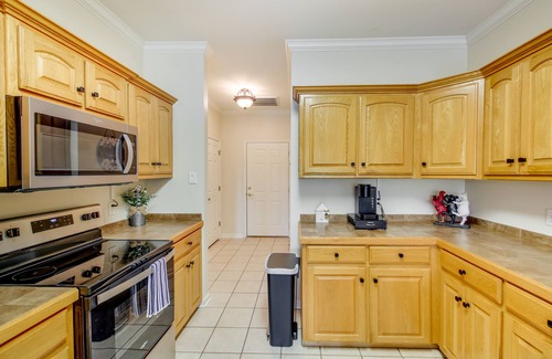Jones Mills House | Hot Springs Riverfront Rental w/Game Room & Deck!
