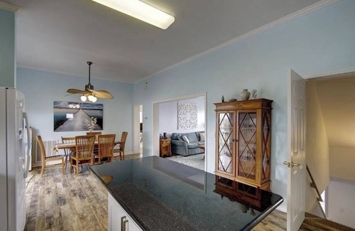 Hatteras House | Hot Tub/5 BR/4.5 Bath/Steps to the beach