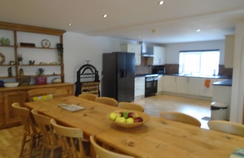 Ferrensby Cabin | hot tub accomodation for 12 6 bedrooms all on suite yorkshire