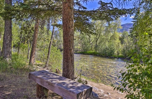 Willow Grove Apartment | Hot Tub and Balcony Riverfront Silverthorne Condo!
