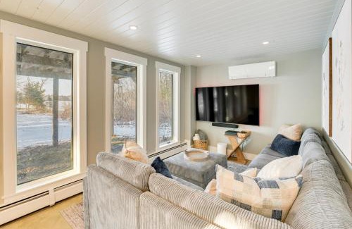 Saint Albans House | Hot Tub and Boat Dock Waterfront Maine Retreat!