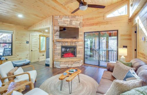 Walnut Mountain House | Hot Tub and Creek View Cabin about 6 Mi to Ellijay!