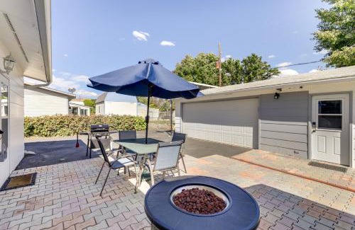 Clifton House | Hot Tub and Fire Pit Serene Clifton Retreat!
