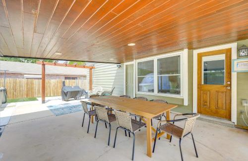 Live Oak House | Hot Tub and Game Room Spacious Live Oak Home!