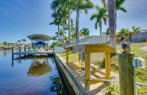 Cape Coral House | Hot Tub and Pool Cape Coral Oasis!