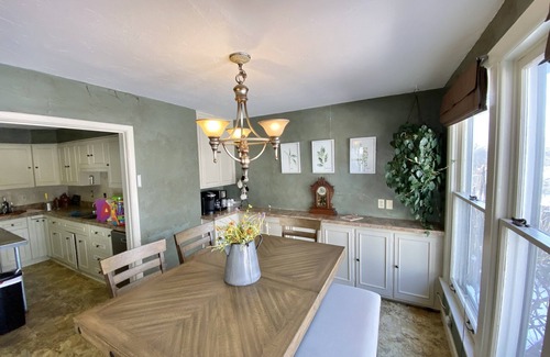 Warrenton House | Hot Tub and Private Pool, 7 Bedroom, 4 Bathroom Home. Sleeps 16 comfortably.