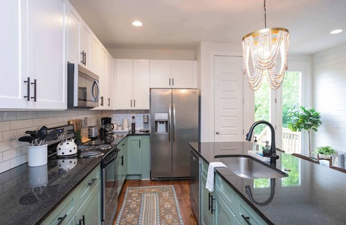 Nashville House | Hot Tub Arcade Fire Pit Dog Friendly