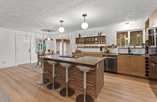 Spokane House | Hot Tub | Blackstone | Fire Pit | Ping Pong |River