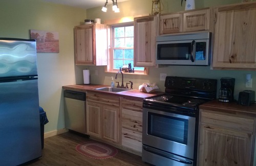Rexville Cabin | Hot Tub Cabin at Rough and Ready