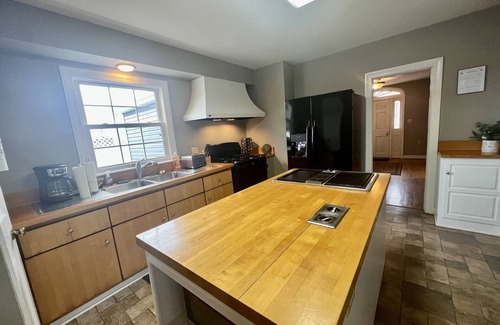 Halltown House | Hot Tub, Campfire Ring, Convenient Location, Large Groups!