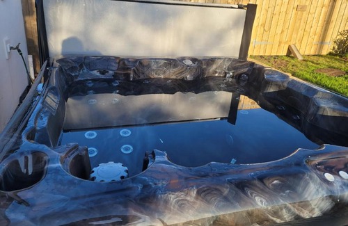 Stewarton Apartment | Hot Tub Cottage in Ayrshire