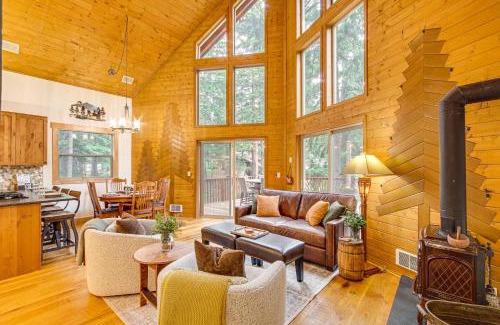 Cle Elum House | Hot Tub, Deck and Game Room Cle Elum Cabin!