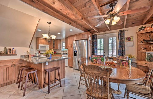 Happy Jack Cabin | Hot Tub + Deck: Secluded Happy Jack Cabin