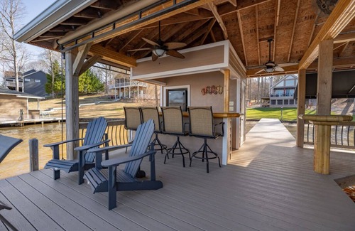 Macon House | Hot Tub, Dock, Large Deck, Firepit, Tiki bar