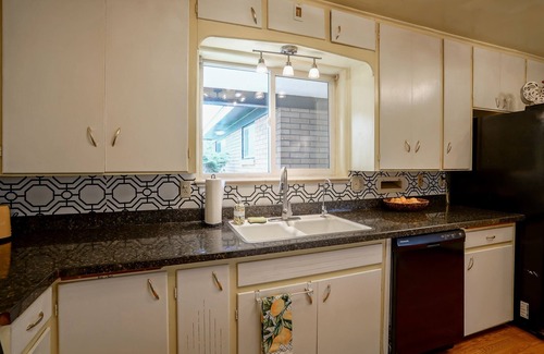 Nob Hill House | Hot Tub, Dog Friendly- 3bd/2ba home w/Retro flare!