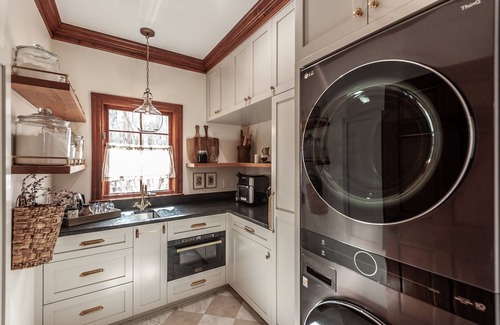 Hendersonville House | Hot tub estate on blackberry farm min from Broadway