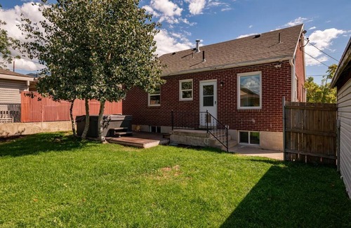 East Millcreek House | Hot Tub - Family Room - BBQ