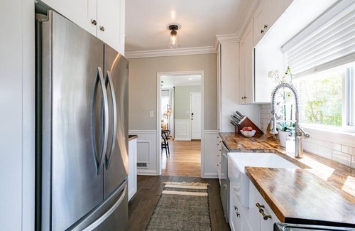 East Millcreek House | Hot Tub - Family Room - BBQ