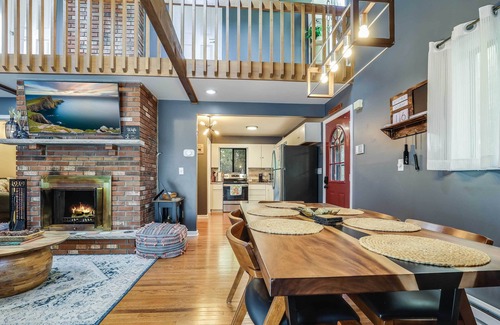 Long Pond Cabin | Hot Tub, Fire Pit & Barrel Sauna: Poconos Abode