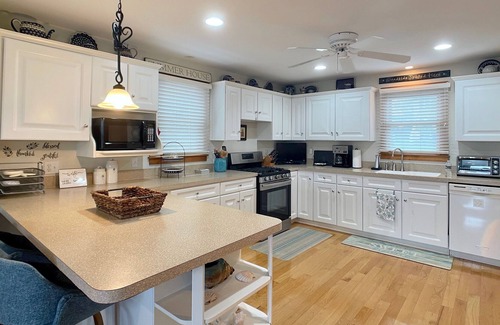 Easton's Point House | Hot Tub, Fire Pit, Pool Table, Beach Views