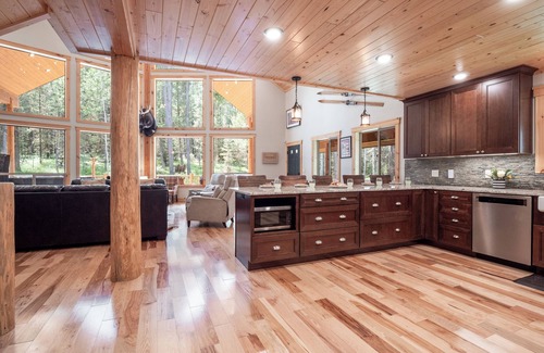 Island Park House | Hot Tub, Firepit, Large Deck, Game Room, Secluded Mtn Views, 20 min to Park | Yellowstone Escape