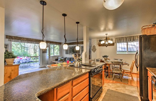 Anderson Island House | Hot Tub + Fireplace: Peaceful Anderson Island Home