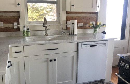 Sister Bay House | Hot tub, fireplace, walking path to town, patio & deck, STUNNING WATER VIEWS!