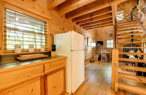 Asheville Cabin | Hot Tub + Furnished Porch: Balsam Grove Cabin