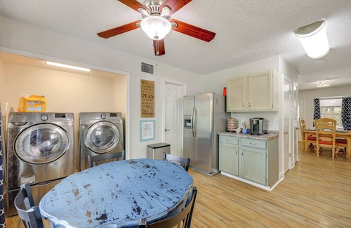 Live Oak House | Hot Tub & Game Room: Spacious Live Oak Home!