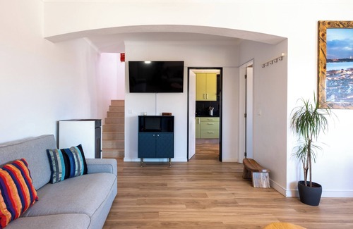 Ferrel House | Hot Tub & Garden & Privacy & Fast wifi & Surf rental- Surf Atlantic - Baleal