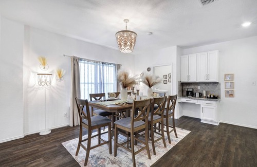 San Antonio House | Hot Tub Getaway | Game Room Office Yard BBQ WiFi