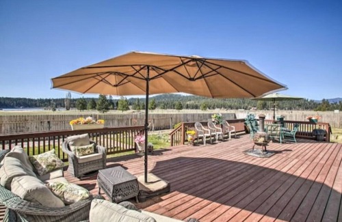 Valley Apartment | Hot Tub Gym Lake & Mountain Views + Fire Pit
