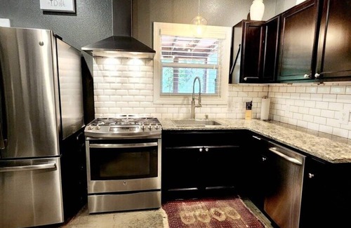 Eureka Springs Apartment | Hot Tub in the Woods, Fire Pit, Screened in Porch