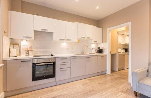 Dublin Villa | Hot Tub Luxe Villa In The Heart Of Dublin