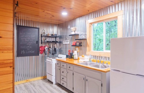 Wellington Cabin | Hot Tub -Mr Leader - Near RRG/Cave Run