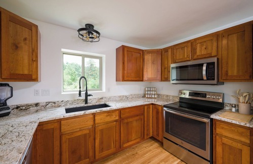 Pagosa Hills House | Hot Tub & Mtn Views - Peaceful Pagosa Springs Retreat Minutes to Town & Trails