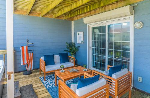 Galveston House | Hot Tub - Ocean Views - Steps to Private Beach - Quiet Location