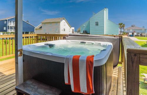 Galveston House | Hot Tub - Ocean Views - Steps to Private Beach - Quiet Location