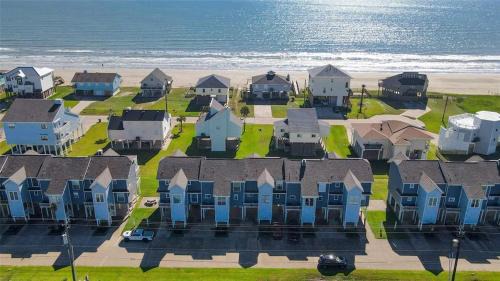 Galveston House | Hot Tub - Ocean Views - Steps to Private Beach - Quiet Location