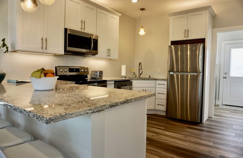 Fredericksburg House | HOT TUB! Outdoor Shower, New Construction, Views