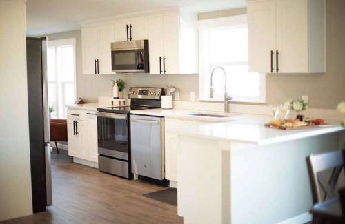 East Wenatchee House | Hot Tub-Pet Friendly-Fire Pit-Outdoor Dining