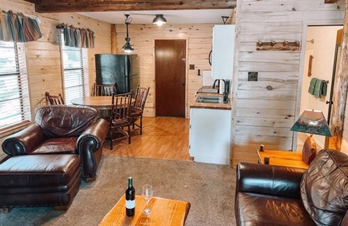 Ruidoso Cabin | Hot Tub | Pet Friendly | Near Midtown